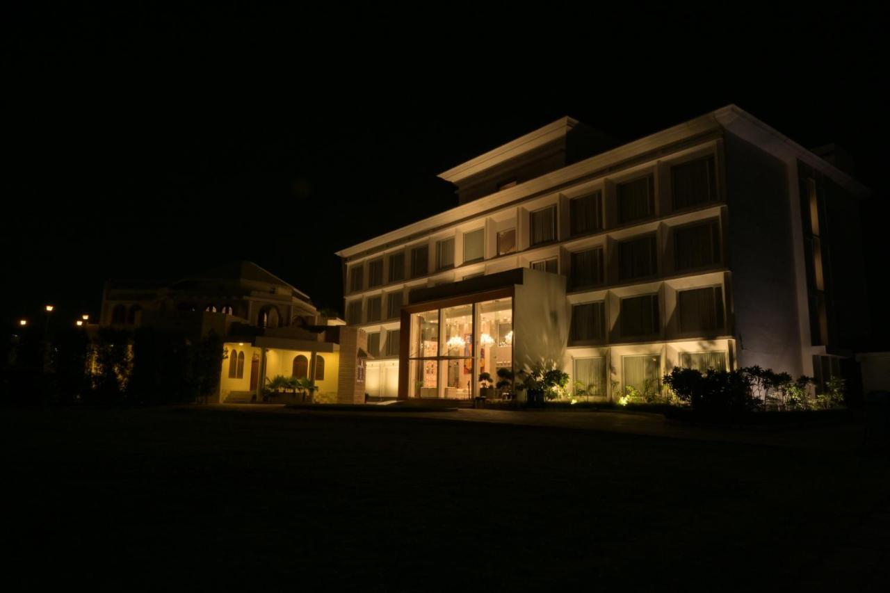 Stardom Resort Dzsaipur Kültér fotó
