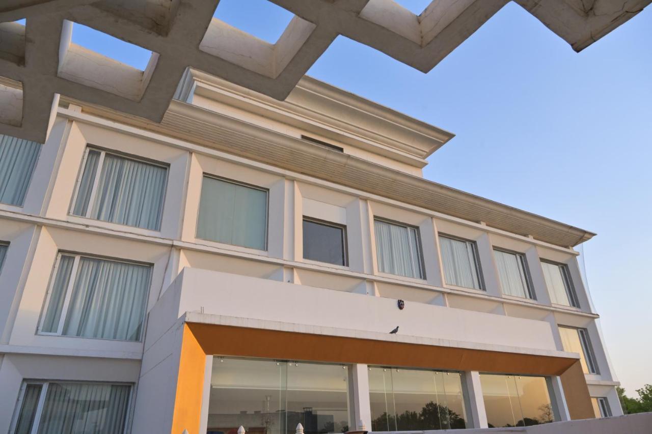 Stardom Resort Dzsaipur Kültér fotó