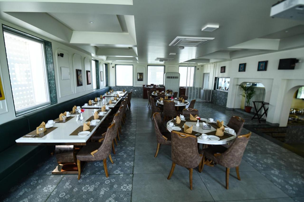 Stardom Resort Dzsaipur Kültér fotó