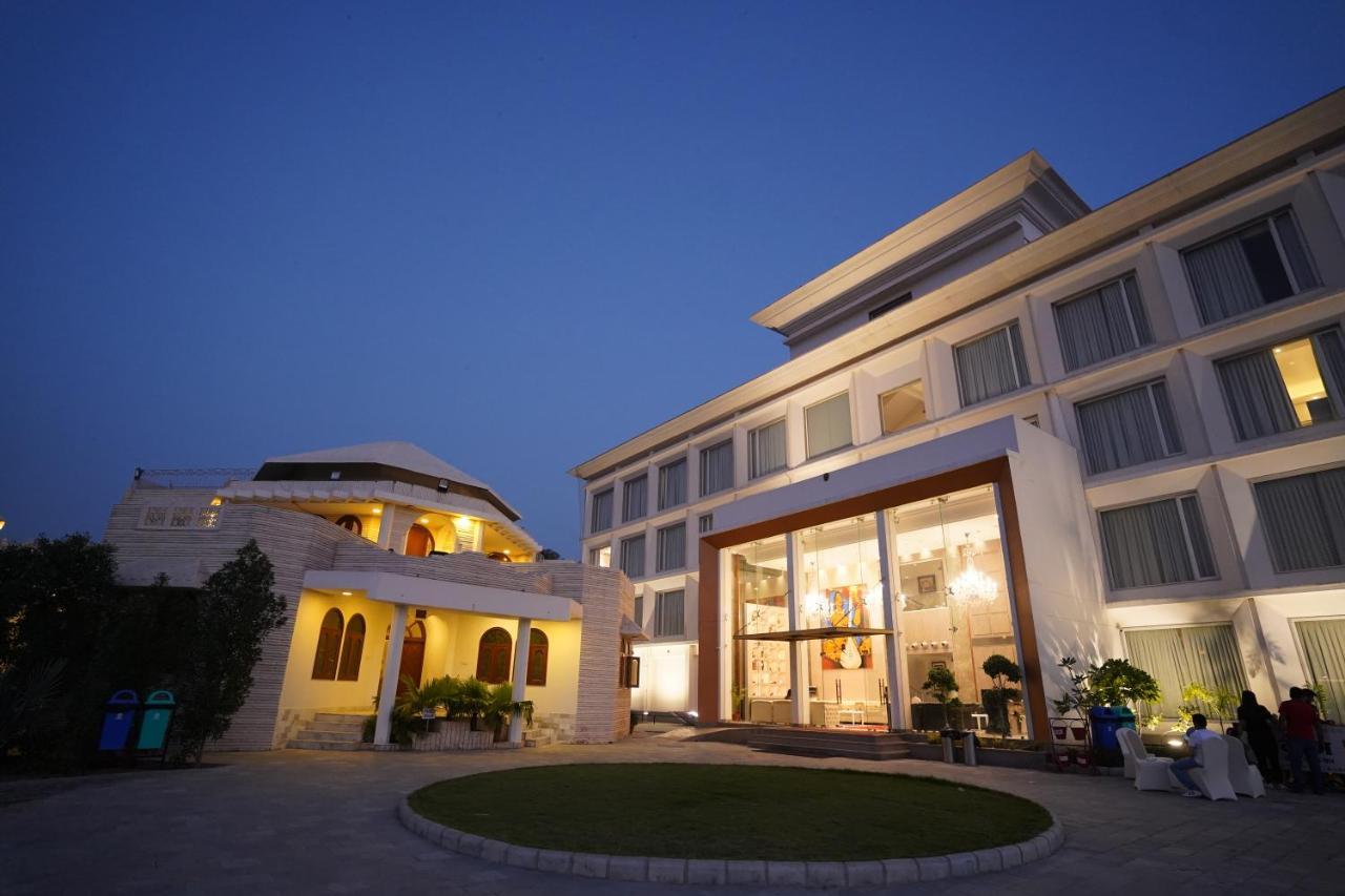 Stardom Resort Dzsaipur Kültér fotó