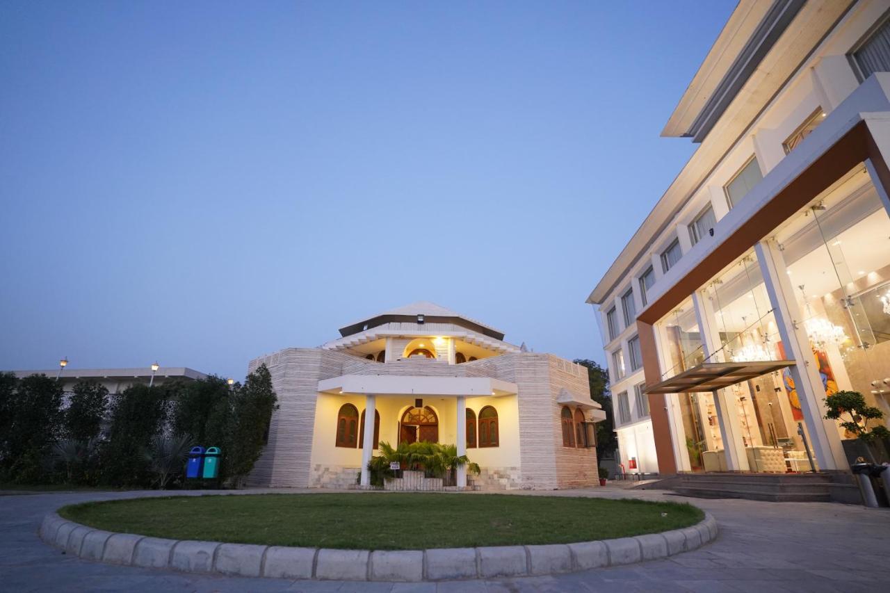 Stardom Resort Dzsaipur Kültér fotó