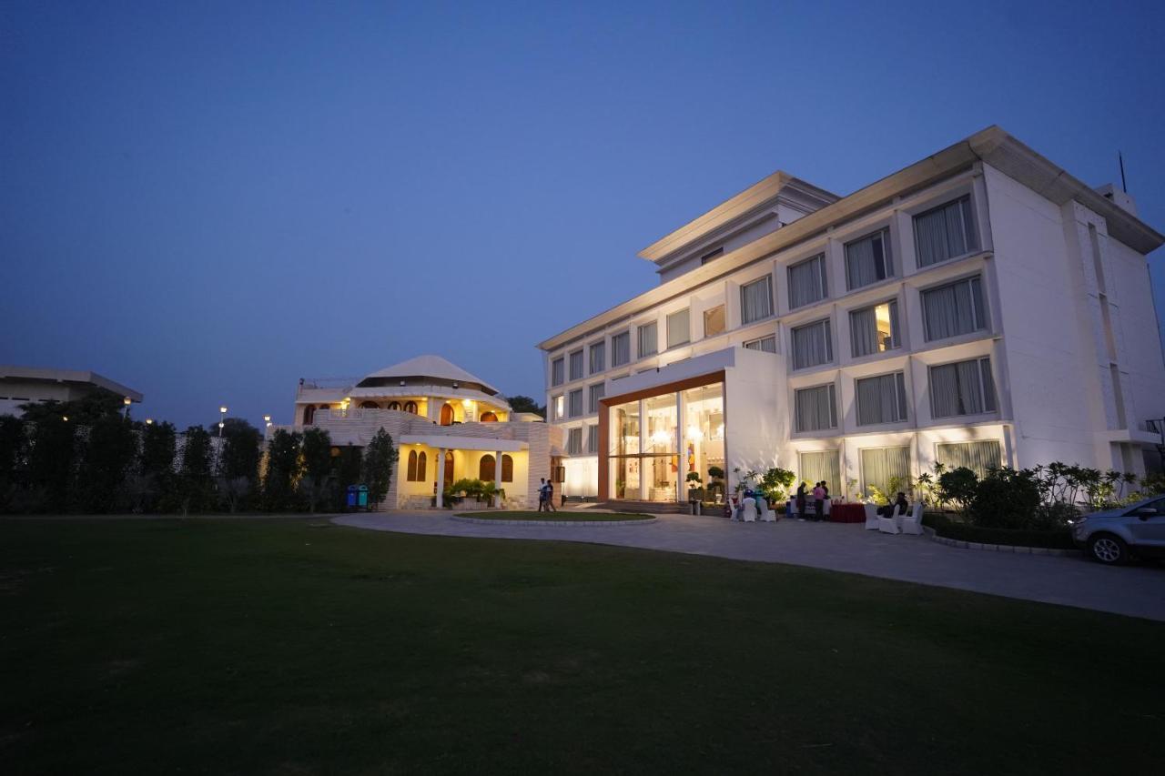 Stardom Resort Dzsaipur Kültér fotó